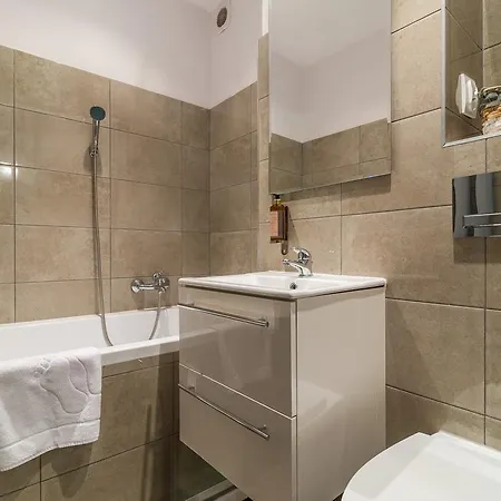 Apartment Rent Like - Aleja Jana Pawla Ii 20 Warsaw