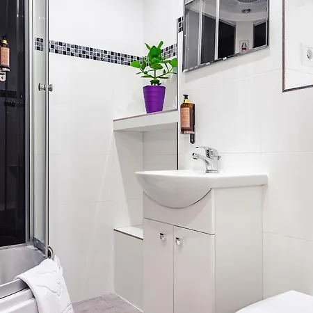 Rent Like - Aleja Jana Pawla Ii 20 Apartment
